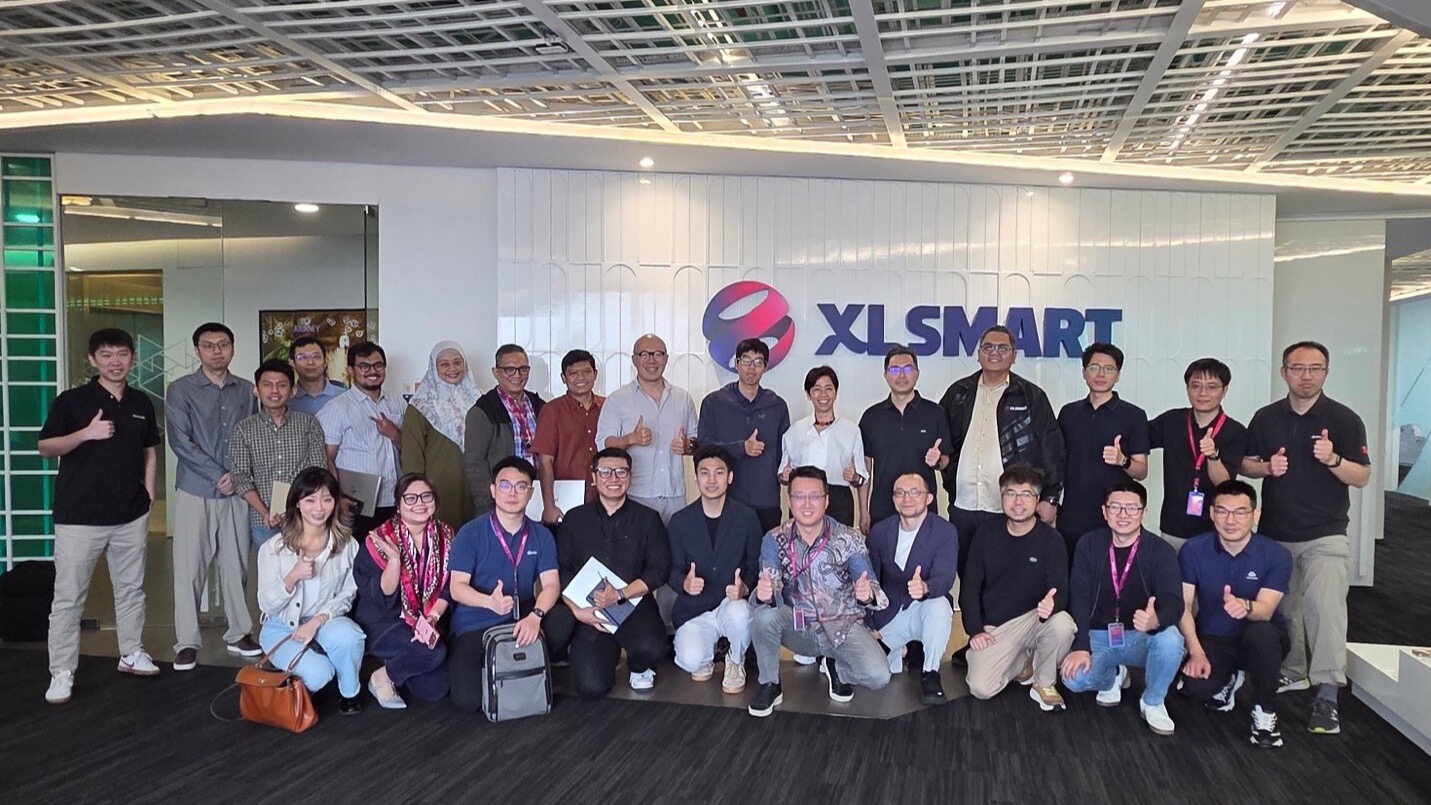 Pelanggan Asing Tencent Cloud Naik 2 Kali; XLSmart Pindah Pakai Agen AI