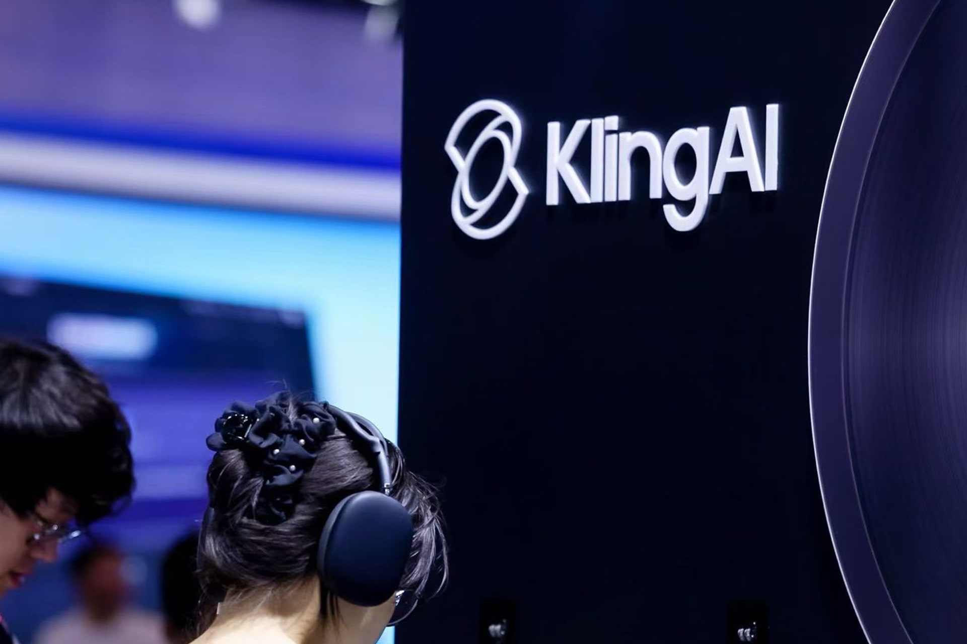 Kling 2.6 Guncang Industri: AI Video Pertama dengan Audio Asli