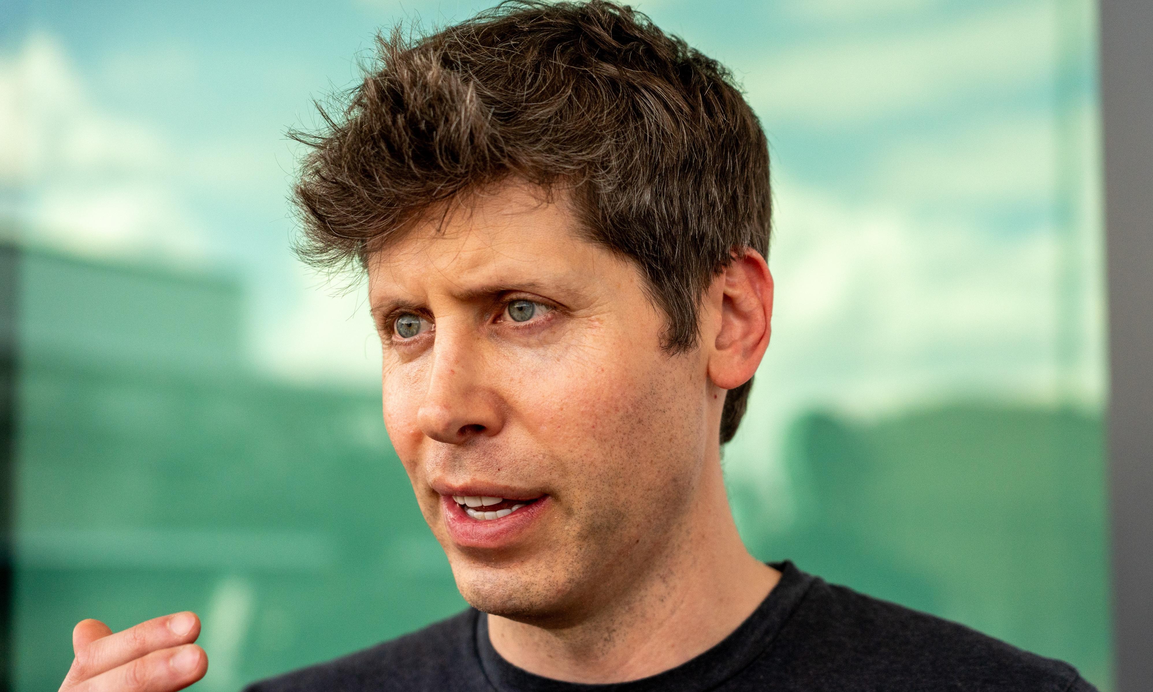 OpenAI Panik: Sam Altman Umumkan Code Red Lawan Google
