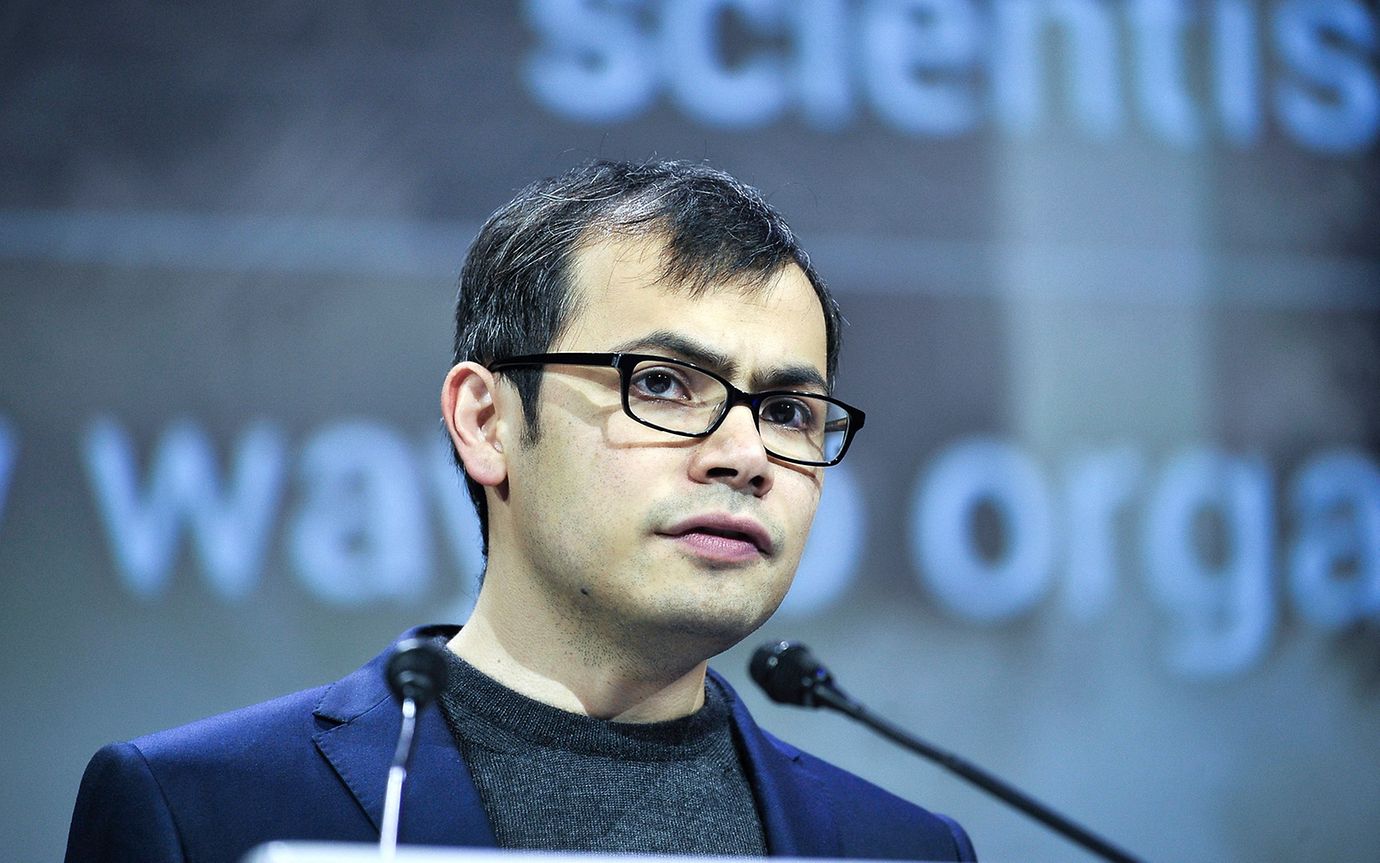 Demis Hassabis: Revolusi AI 10 Kali Lebih Besar dan Cepat dari Revolusi Industri
