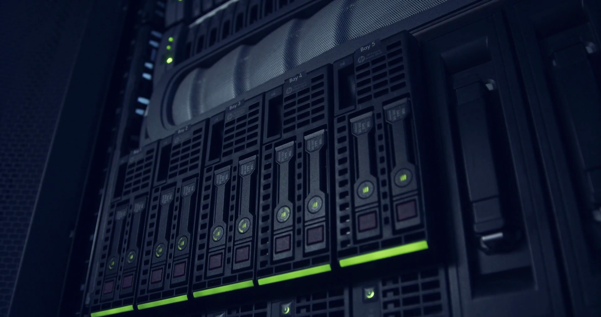 AI On-Premise: Kapan Bisnis Anda Harus Punya Server AI Sendiri?