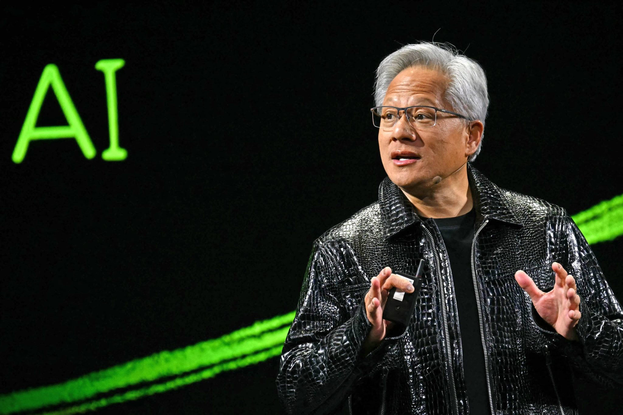 Nvidia Hentikan Produksi Chip AI H20 untuk China