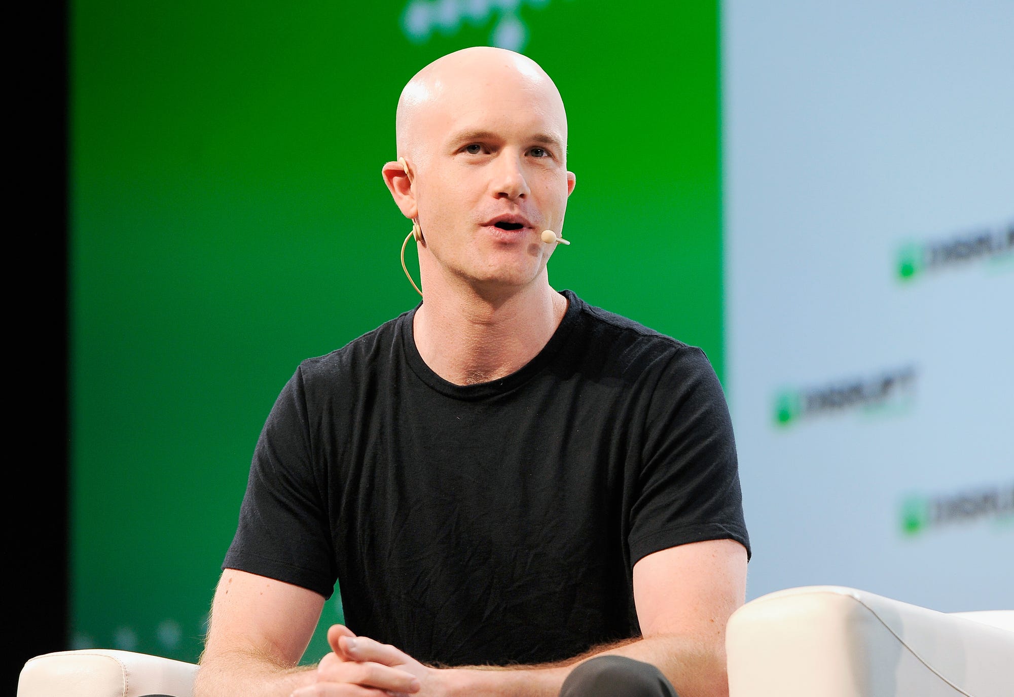 CEO Coinbase Pecat Insinyur yang Enggan Mencoba AI