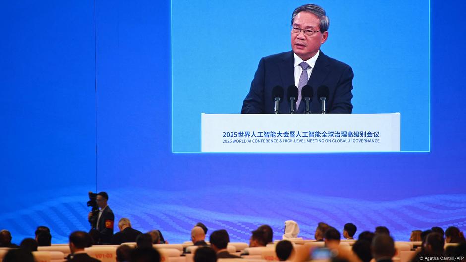 China Pertanyakan Strategi AS di Tengah Persaingan AI Global