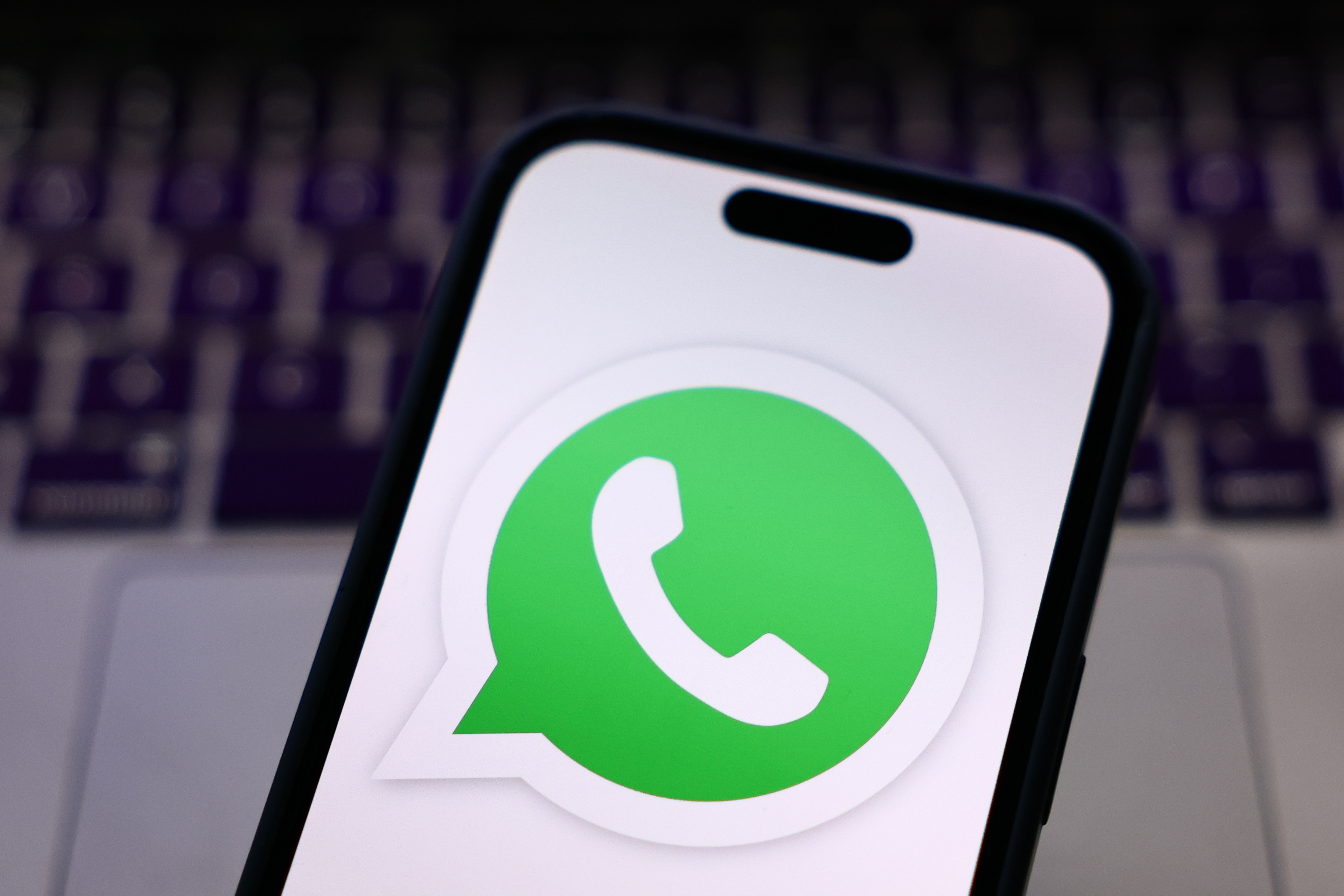 WhatsApp Tendang AI Chatbot: Copilot dan ChatGPT Diusir 15 Januari 2026
